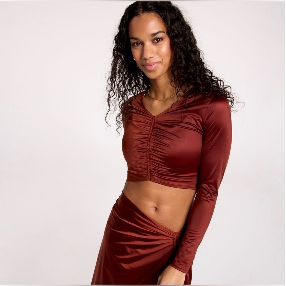 NWT Small Calia Ruched Adjustable Sun Rashguard Long Sleeve Protection Crop Top - Picture 4 of 14